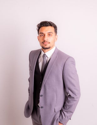 Portrait of Pankaj (Veer) Malhan, Associate Real Estate Agent